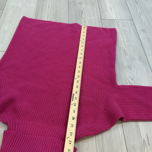 Banana Republic Medium 100% Cashmere Turtleneck Sweater Relaxed Ribbed Pink - Picture 10 of 10